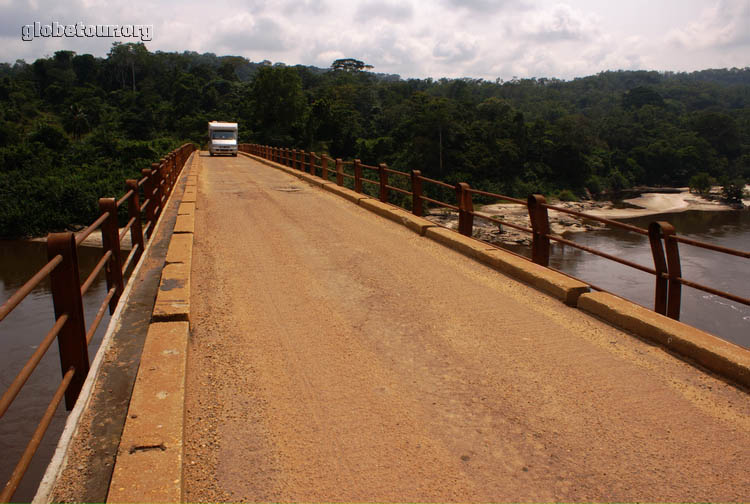 Gabon, camino de Franceville