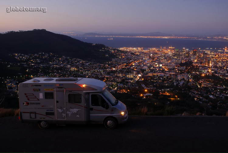 South Africa, Cape Town by night