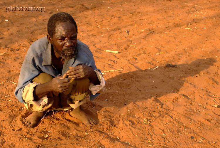 Zambia, Mukundi's fool