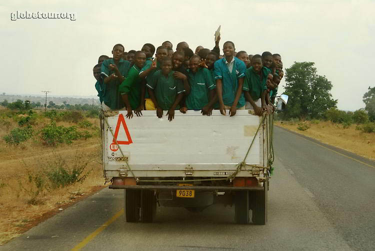 Malawi, scolar transport