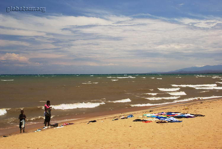 Malawi, Karonga beach