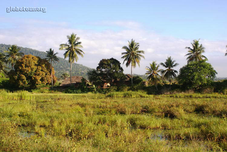 Kenya, road to Mombasa