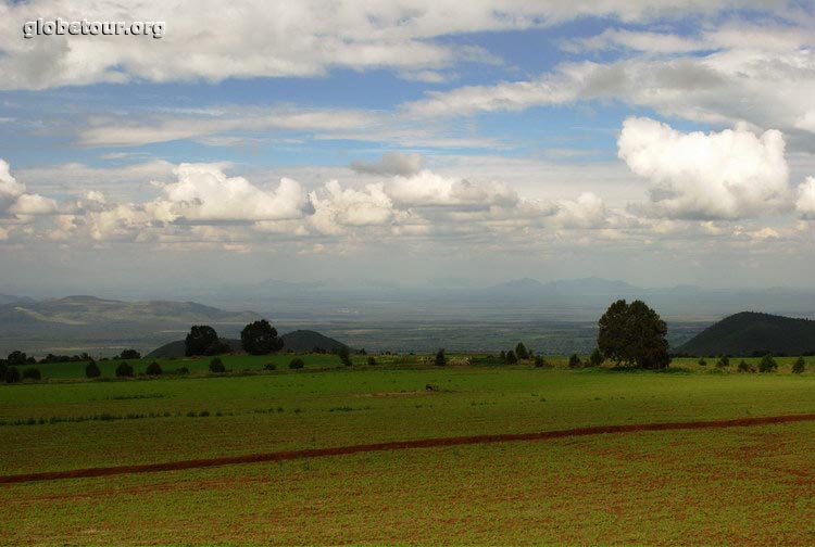 Kenya, Road to Nanyuki