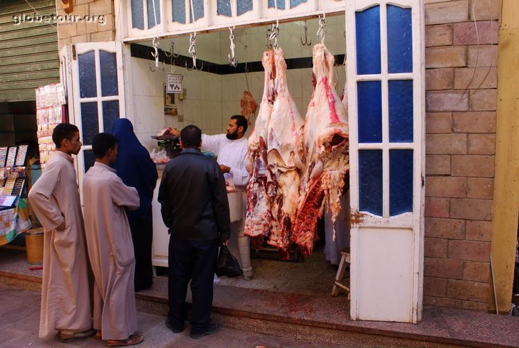 Egipt, Aswan, meat shop