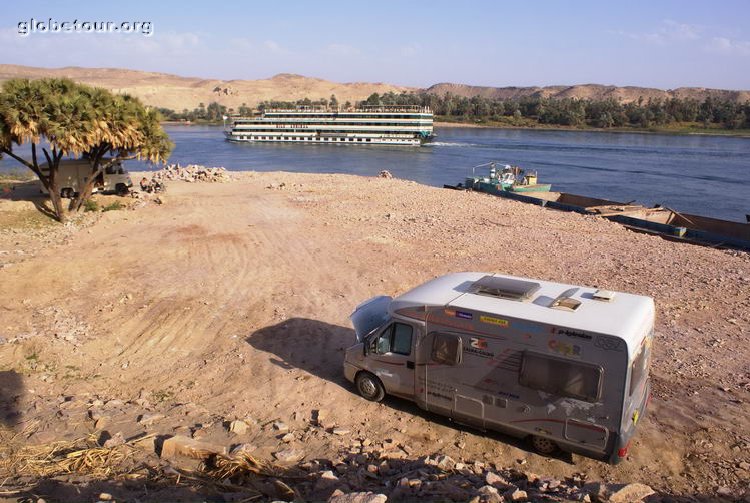 Egipt, relax place north of Aswan