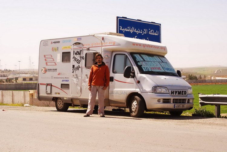 Siria, protest in the border