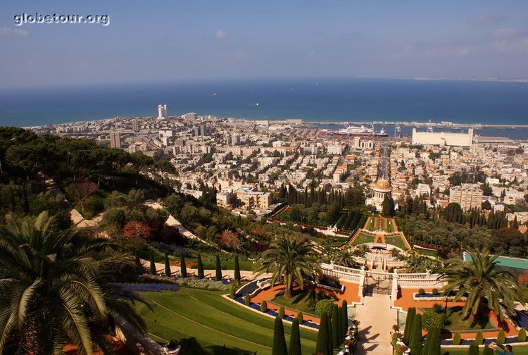 Israel, Bah??? gardens and tomb in Haifa