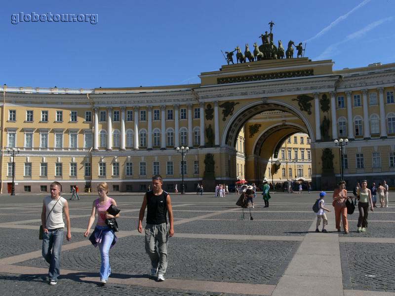 St. Petersburg, Dvortsovaya square