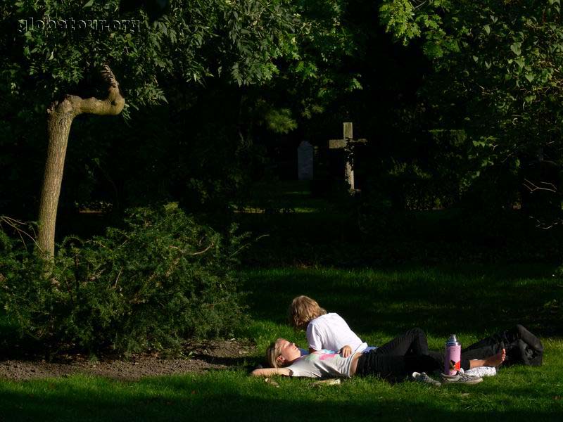 Denmark, Kobenhavn, cementiri de Assistens