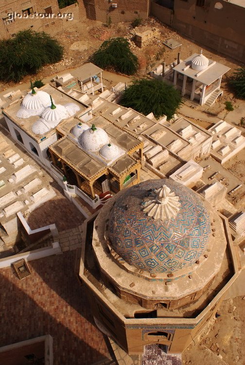 Pakistan, Sukkur minaret