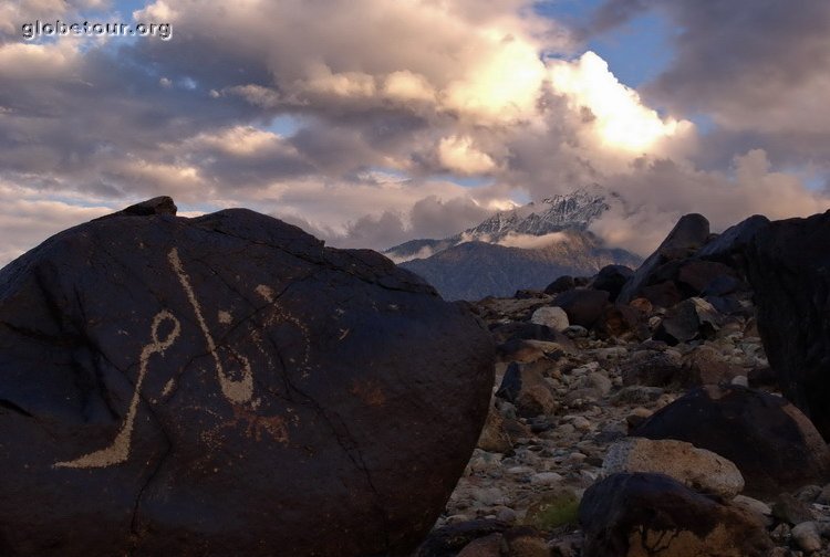 Pakistan, Karakorum Highway, petroglyphs at Chilas