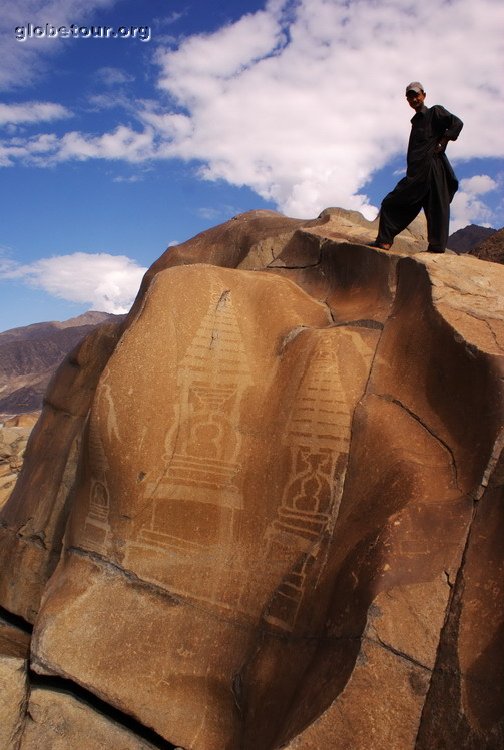 Pakistan, Karakorum Highway, petroglyphs at Chilas