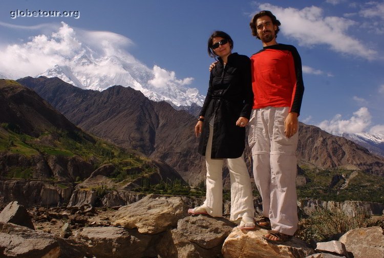 Pakistan, Karakorum Highway, us in frond of Rakaposhi