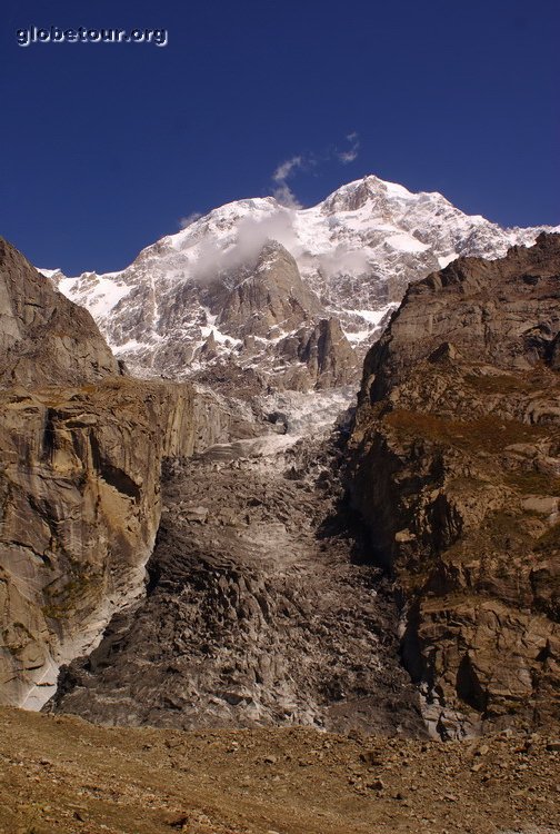 Pakistan, Karakorum Highway, Karimabad, Ultar Nala