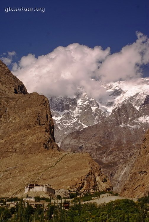 Pakistan, Karakorum Highway, Karimabad