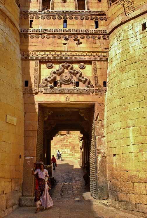 India, Jaisalmer, walls, main entrance