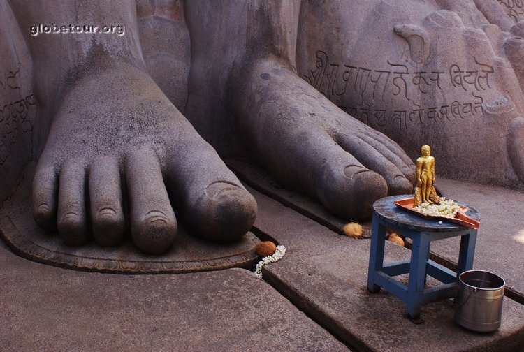 India, Sravanabelagola statue