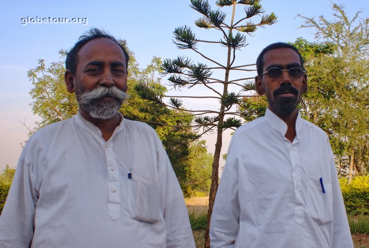 India, Karnataka, ONG Birds, Patil and his father