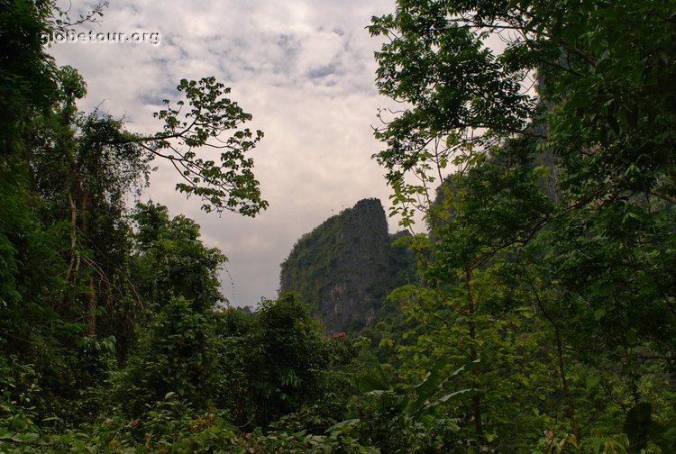 Laos, Vam Vieng