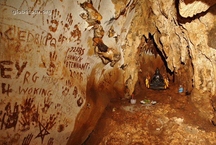 Laos, Vam Vieng, caves