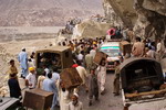 Pakistan,+Karakorum+Highway,+rock+falling