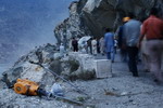 Pakistan,+Karakorum+Highway,+rock+falling