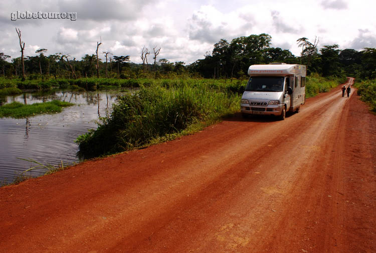 Camerun, camino a Yaund