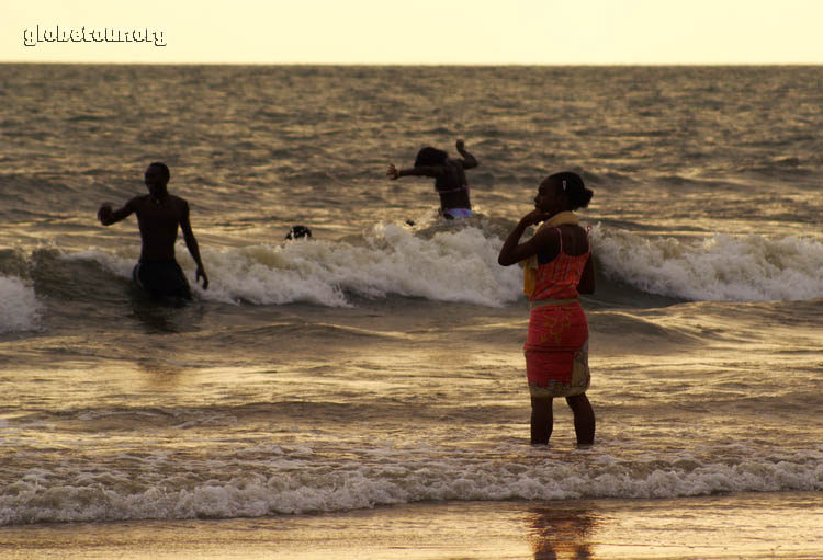 Gabon, Libreville, la playa